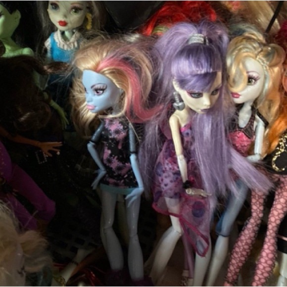 Monster High dolls, some rare ,  some not so rare ,  GEN1&2 - Picture 5 of 7